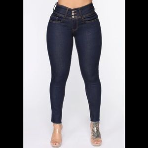 Fashion Nova Makenna Booty Lifting Jeans